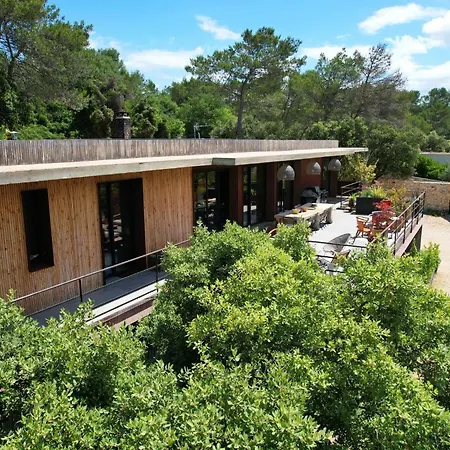 Charming In The Heart Of The Mediterranean Garrigue *